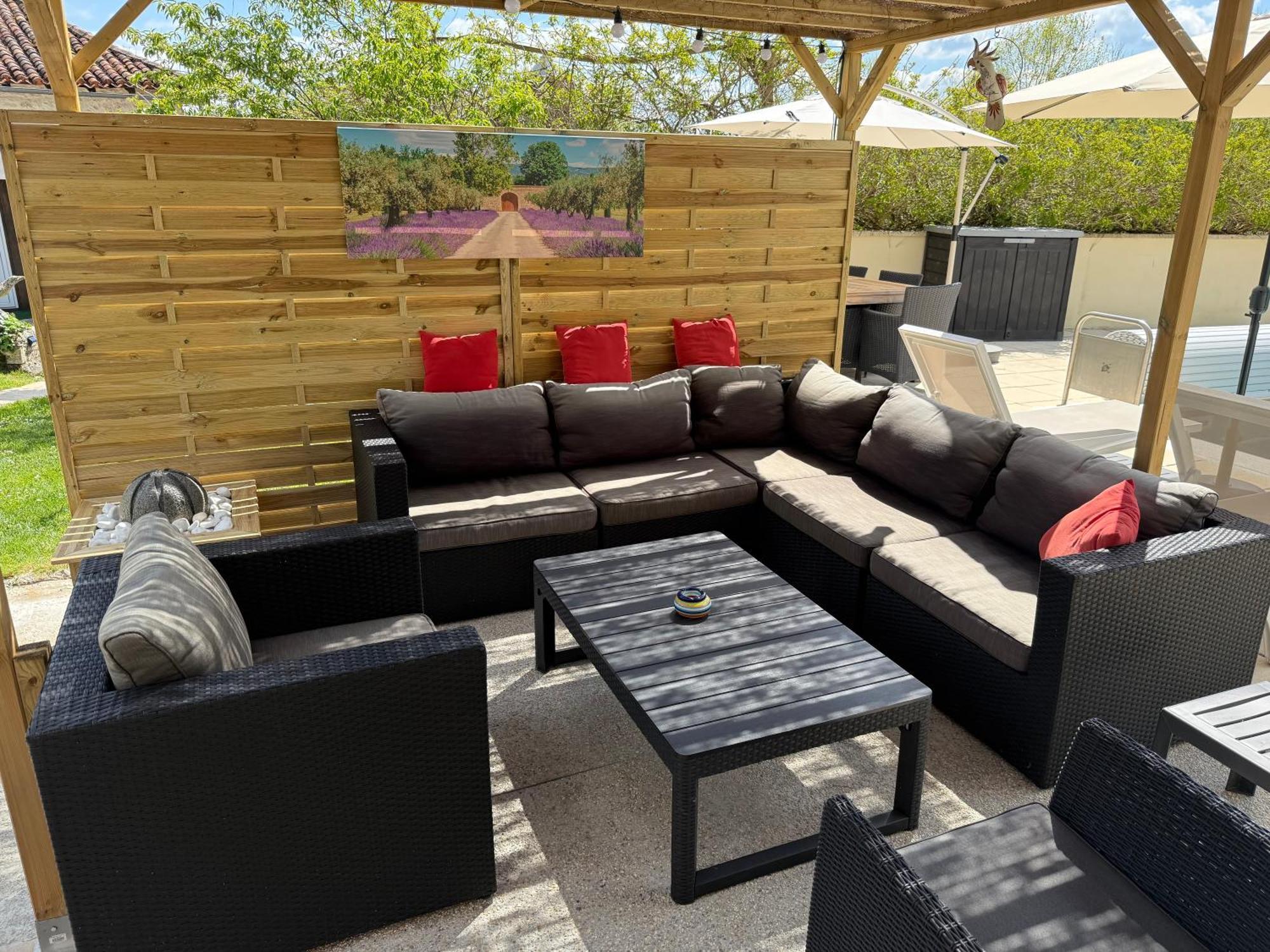 Chambre D'Hotes Naturiste Le Jardin Des Hirondelles Blanzaguet-Saint-Cybard Bagian luar foto